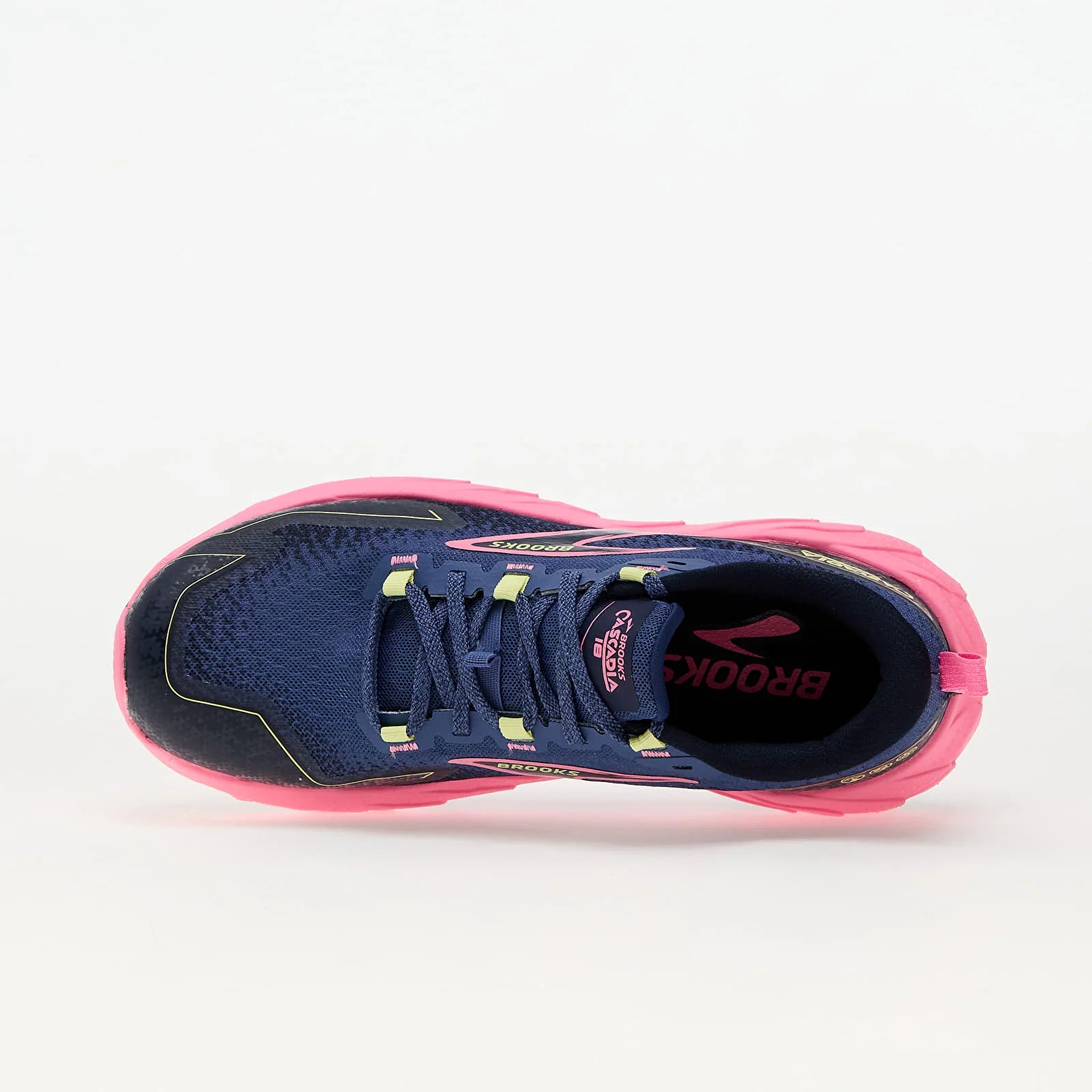 Cascadia 18 Trail-Running