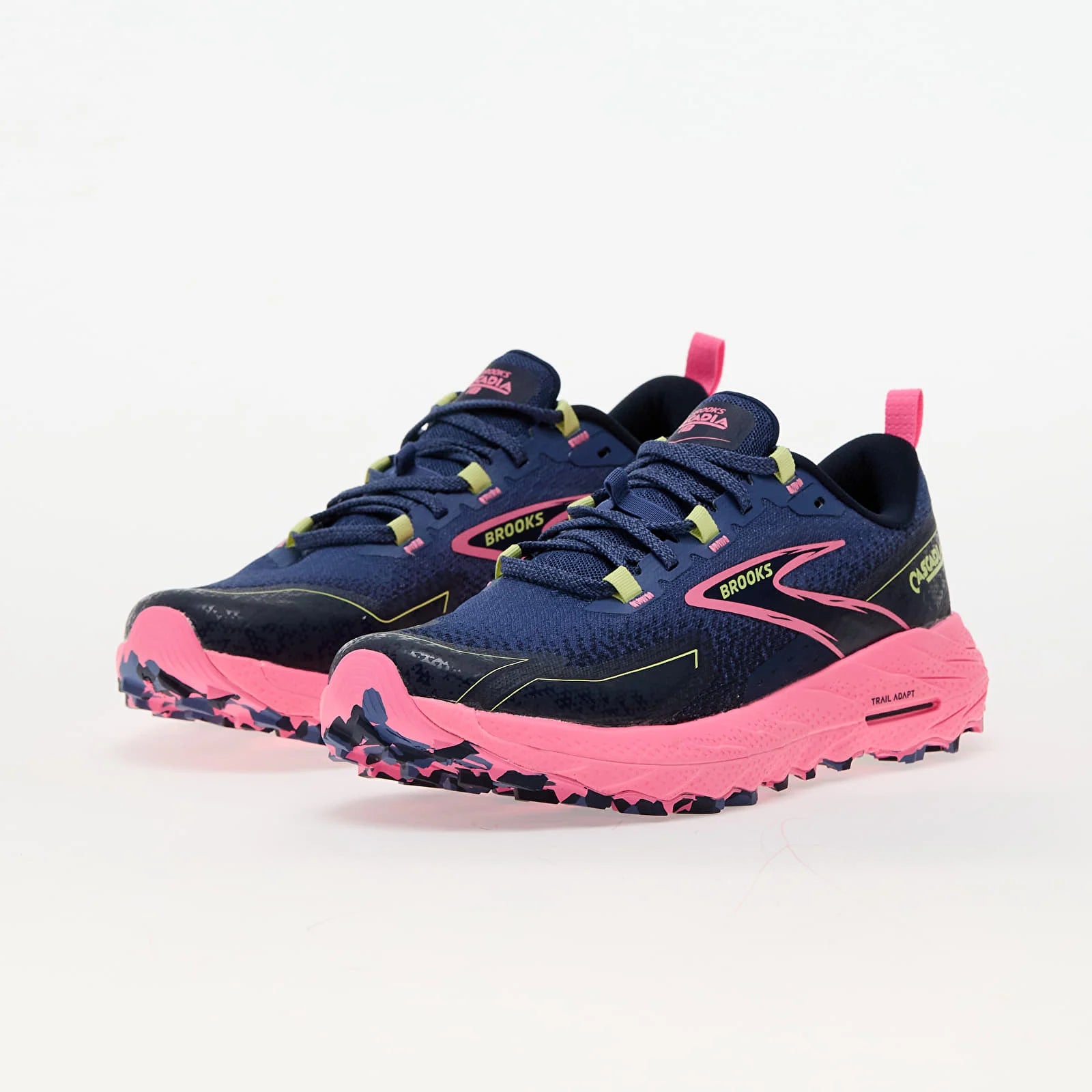 Cascadia 18 Trail-Running